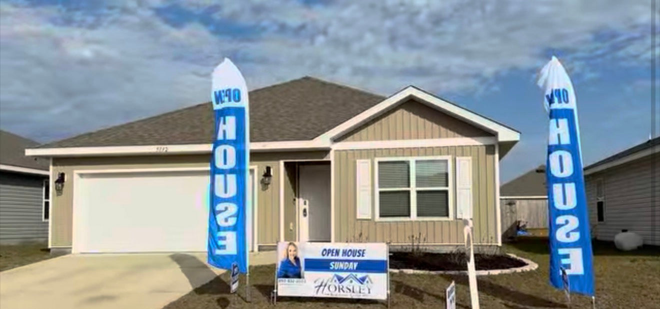 Custom Vinyl Banners | Outdoor Business & Event Banners (13oz)