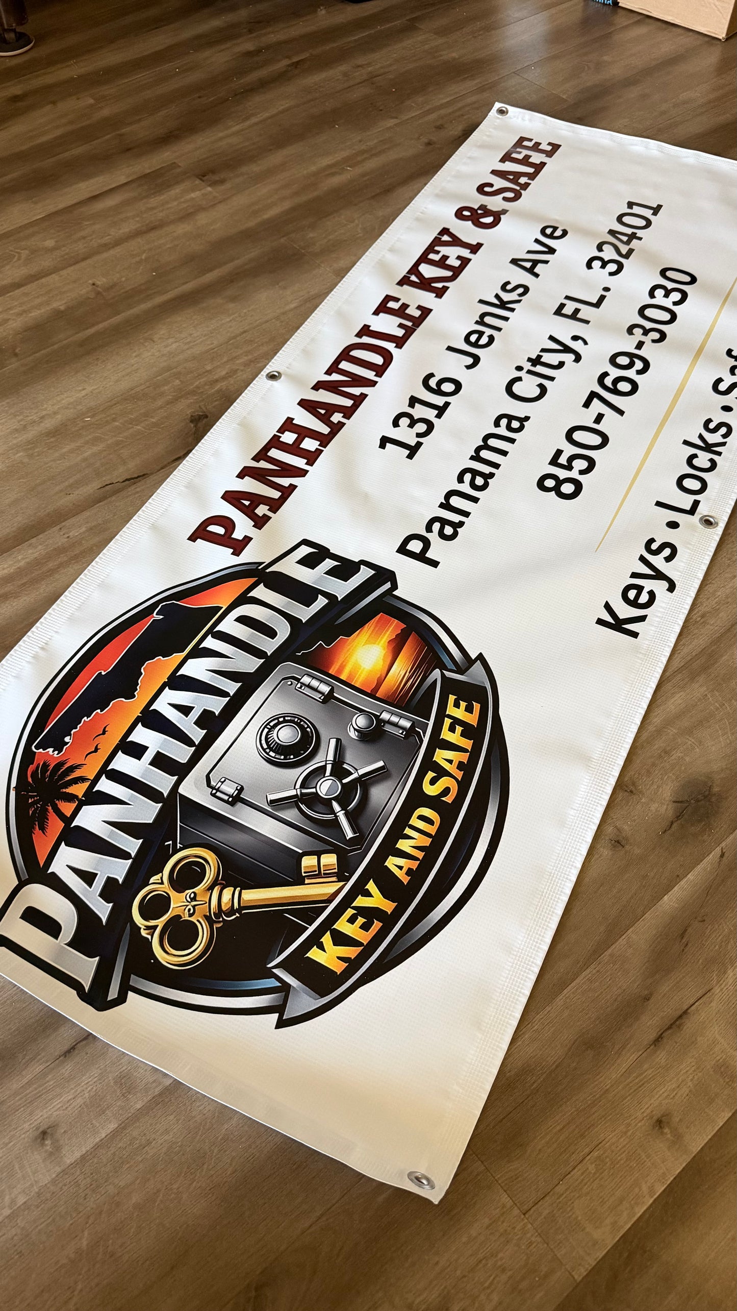 Custom Vinyl Banners | Outdoor Business & Event Banners (13oz)
